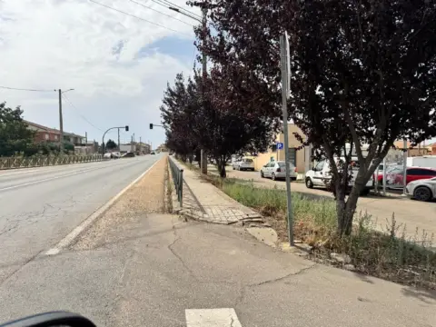 Chalet en calle Gijon-Sevilla